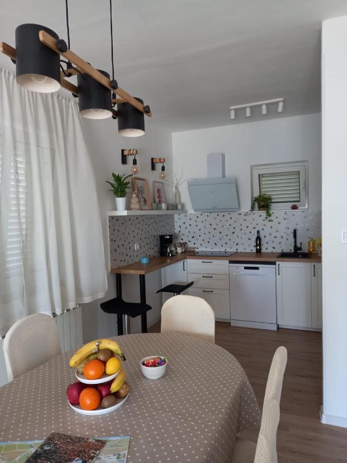 Apartman Betty Sibenik Bagian luar foto