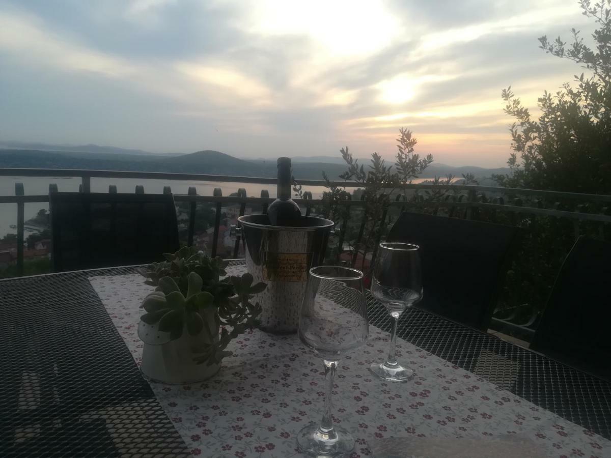 Apartman Betty Sibenik Bagian luar foto